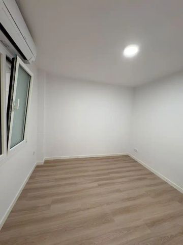 Terrassa - Photo 5