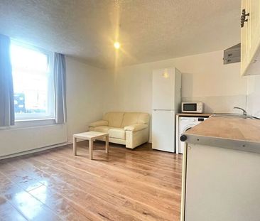 290A Accrington Road, Blackburn - Photo 2