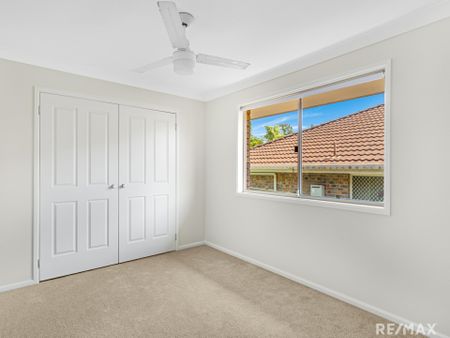 3 Glendale Place, Helensvale QLD 4212 - House For Rent | Domain - Photo 2