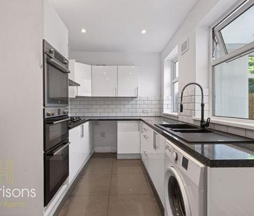 3 bedroom terraced house to rent - Photo 6