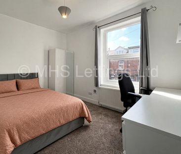 5 Bedroom Mid Terraced House for rent in Ashville Avenue - Photo 4