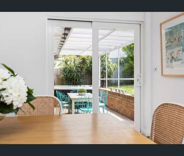 300m to Shoal Bay Beach! - Photo 4