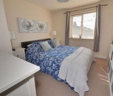 2 bedroom townhouse to rent - Photo 3