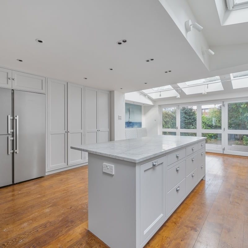 5 bedroom flat to rent - Photo 1
