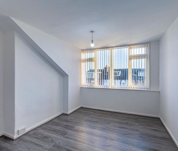 Strathmore Avenue, Leeds - Photo 4