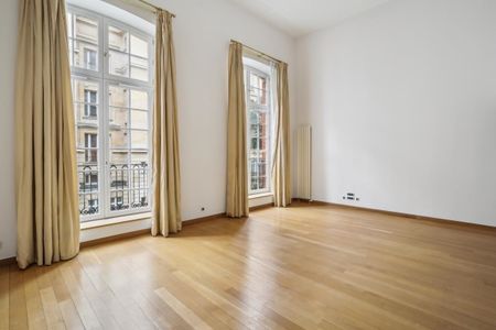 Appartement à louer à Paris 8Ème - Photo 4