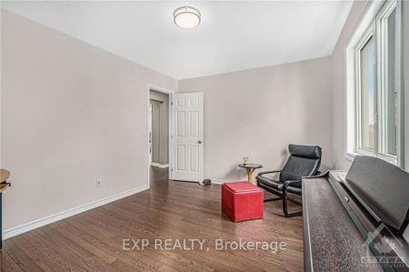 For Lease - 103 Coriolis Court, Stittsville - Munster - Richmond, Ontario - Photo 2