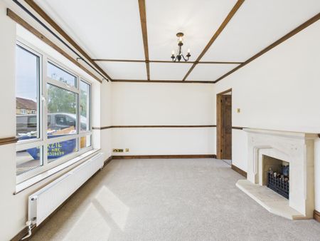 3 bedroom end of terrace house to rent - Photo 3