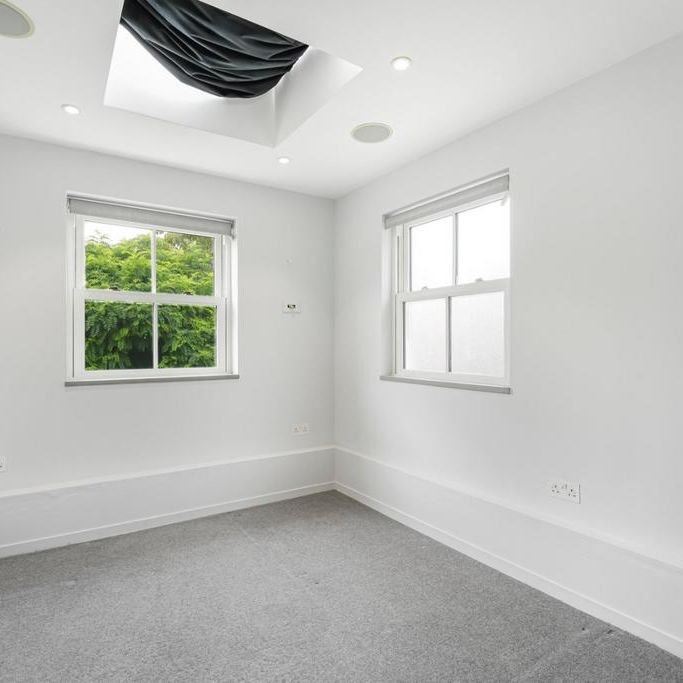 4 bedroom terraced house to rent - Photo 1