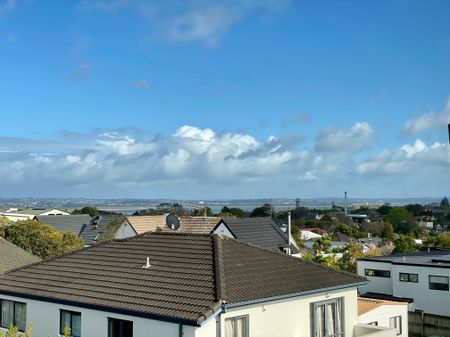 3 Bedroom Townhouse Mt Albert - Photo 4