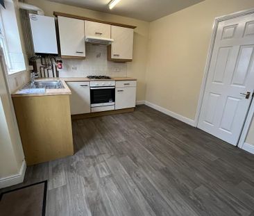 2 bedroom terraced house to rent - Photo 6