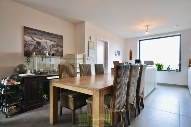 Ruime instapklare woning met mooie tuin en zicht op het Kluisbos - Photo 1