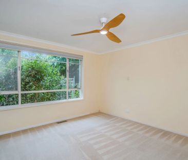 Charming Three-Bedroom Family Home in Hackett - Photo 3