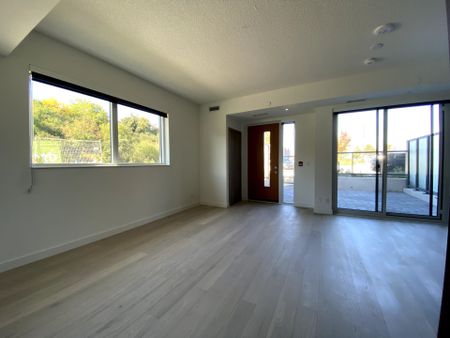 For Lease - 11 mcmahon Drive Unit# 106, Toronto, Ontario - Photo 4