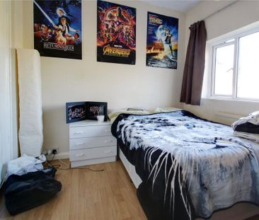 4 bedroom terraced house to rent - Photo 2