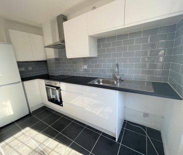 Terraced House - Photo 4