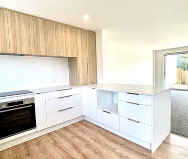 Stunning Property - Photo 1