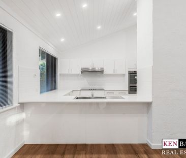 Fresh, Modern Living in the Heart of Nedlands - Photo 4