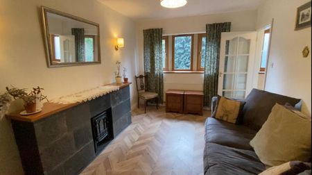 4 bedroom detached house to rent - Photo 4