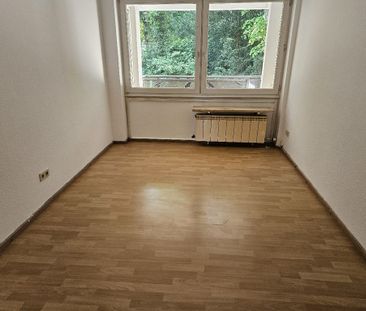 Gut geschnittene Wohnung mit ca. 86 m² Wohnfläche, 4 Zimmern und Ba... - Foto 6