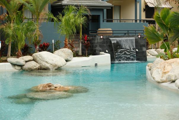 Furnished Corner Apartment in Cairns One – Light, Space & Lifestyle! - Photo 1