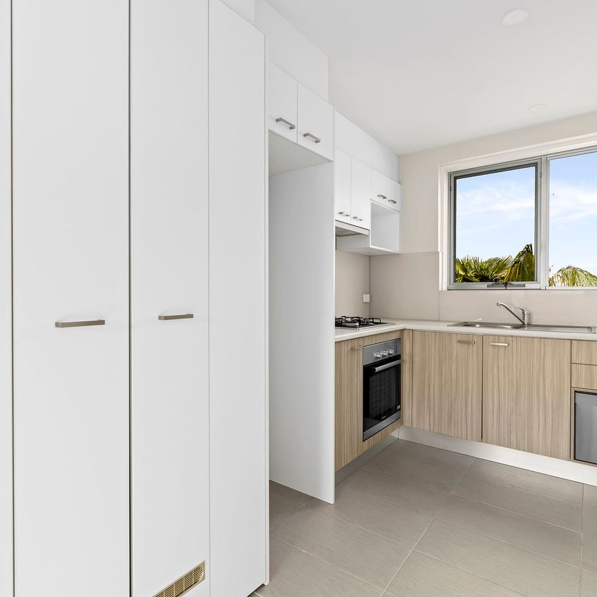 6/218 Lennox Street RICHMOND - Photo 1