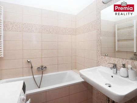 Pronájem bytu 1+1 41 m2 - Fotografie 5