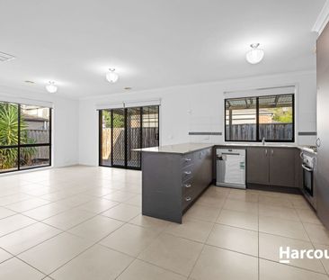 Modern Family Living! - Photo 3