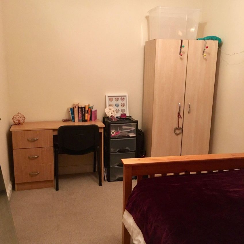 Wynnstay Grove Manchester - Photo 1