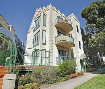 12/1495 Malvern Road, Glen Iris VIC 3146 - Apartment For Rent | Domain - Photo 3