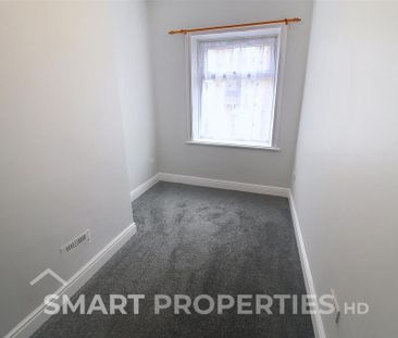 2 bedroom end of terrace house to rent - Photo 6