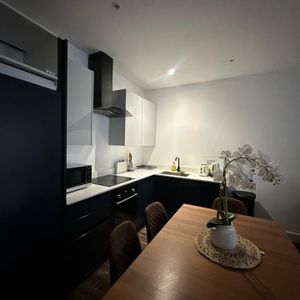 3 Bed Flat, Finchley Road, NW11 - Photo 2