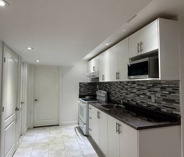 For Lease - 3243 Stoney Crescent Unit# Basement, Mississauga, Ontario - Photo 2