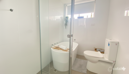 RENOVATED UNIT WITHIN WALKING DISTANCE TO SHOP - Photo 3