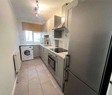 Latham Road, Romsey, Hampshire, SO51 - Photo 1