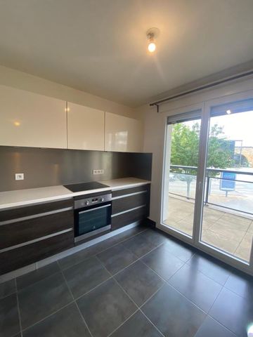 Location Appartement 3 pièces 67m² ISSY LES MOULINEAUX 92130 - Photo 5