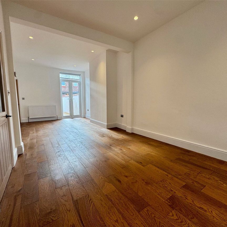 Thornton Road, Rusholme, Manchester, M14 7NS - Photo 1