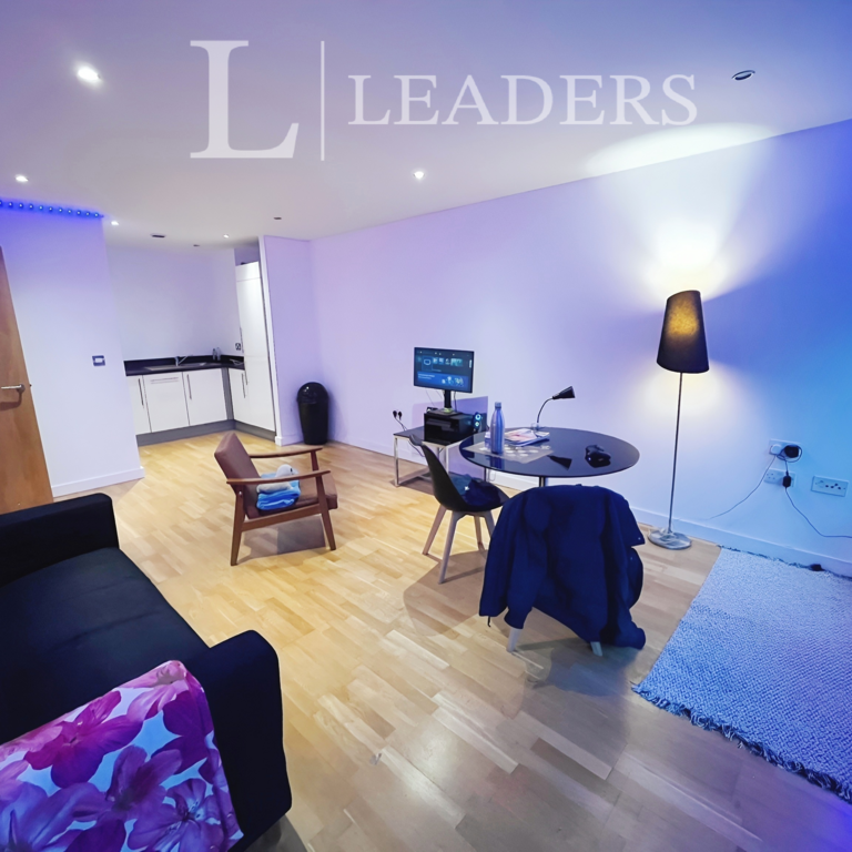 1 bedroom flat to rent - Photo 1