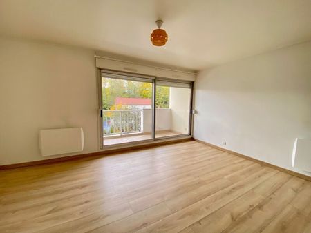 Location Appartement 2 pièces 39m² ORLEANS 45000 - Photo 3