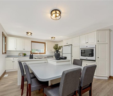 For Lease - 71 Bronte ( upper only) Street, Milton, Ontario - Photo 5