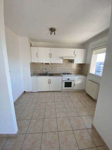 Location Appartement 2 pièces 46m² RODEZ 12000 - Photo 4