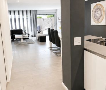 modernes 5 Zimmer-Reihenhaus in Zürich-Högg - am Waldrand, ruhig un... - Photo 1