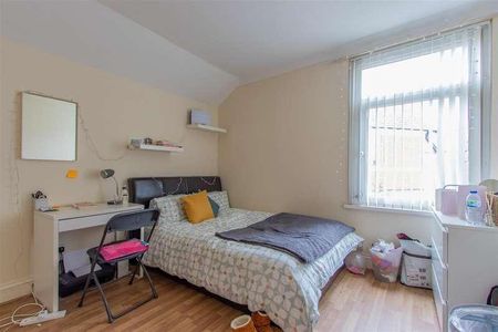 Cathays Terrace, Cathays, CF24 - Photo 4