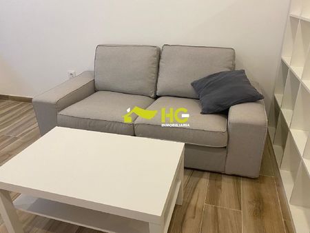 Alquiler Piso en Urbanización - El Bosque, Villaviciosa De Odón - Photo 2