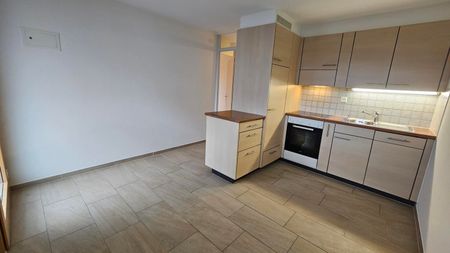 3.5 Zimmer, 85 m², 1. Stock - Photo 2