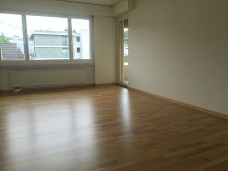 3.5 Room Apartment - Photo 3
