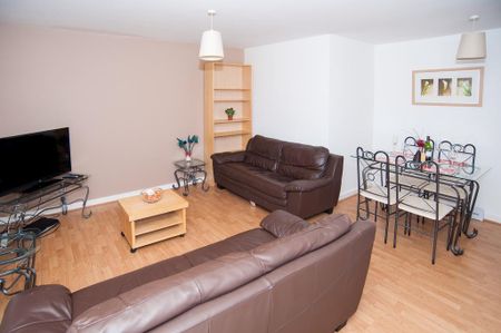 1 bedroom serviced apartment to rent - Photo 2