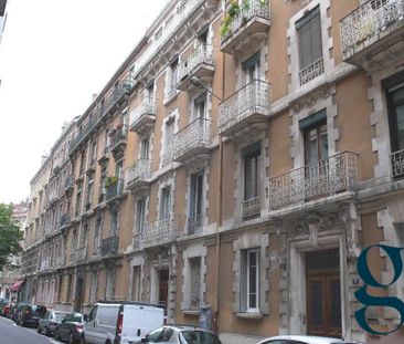 Location Appartement 1 pièce 36m² GRENOBLE 38000 - Photo 2