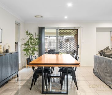 Modern Family Living in Gledswood Hills! - Photo 3