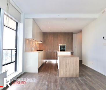 Condo in Burnaby, BC - Photo 6